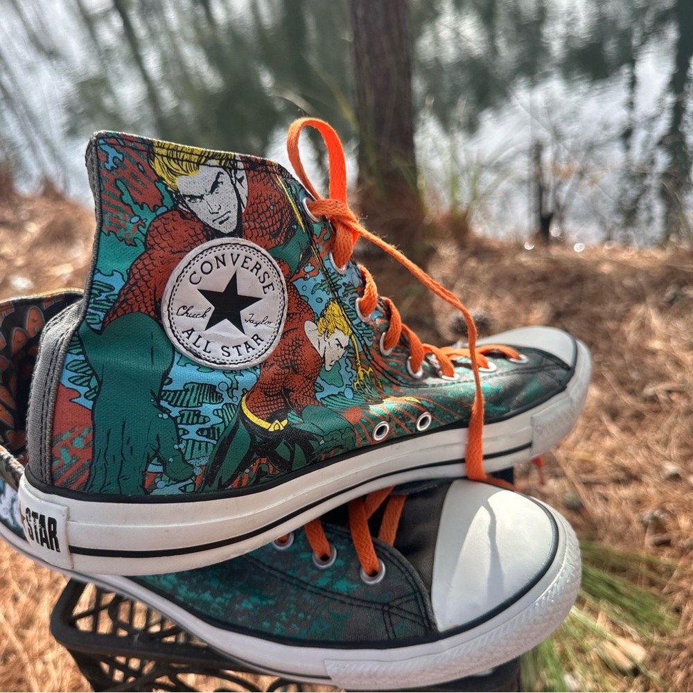 Converse All Star Aquaman High top shoes men’s 12 / womens 14